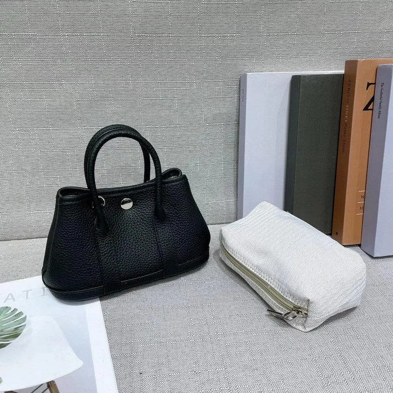 Alexel Calfskin Leather Shoulder Bag With Shoulder Strap, Designer Bag, Italian Leather Party Bag, Classic Tote Bag, Bucket Bag, Must-have Leather Bag, Gift for Her