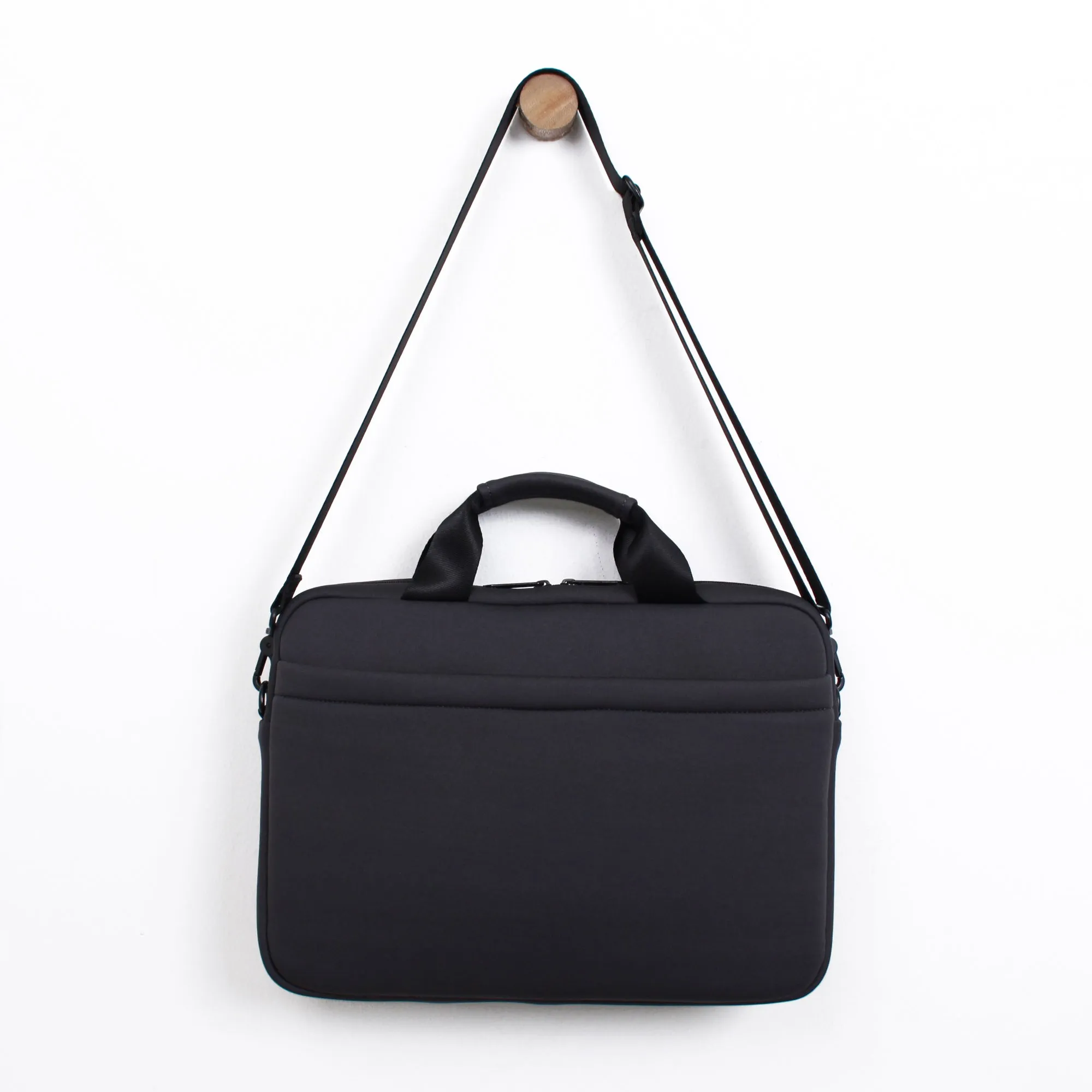 ami. Neoprene Laptop Bag 14"