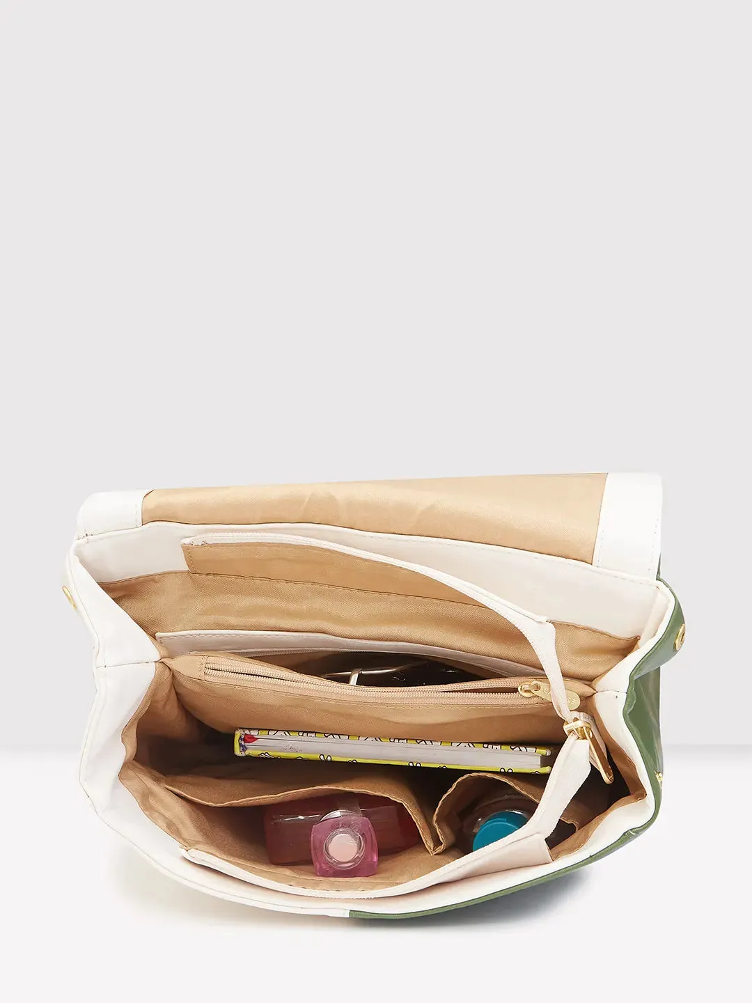 Caprese Lizzy Backpack Medium Cream