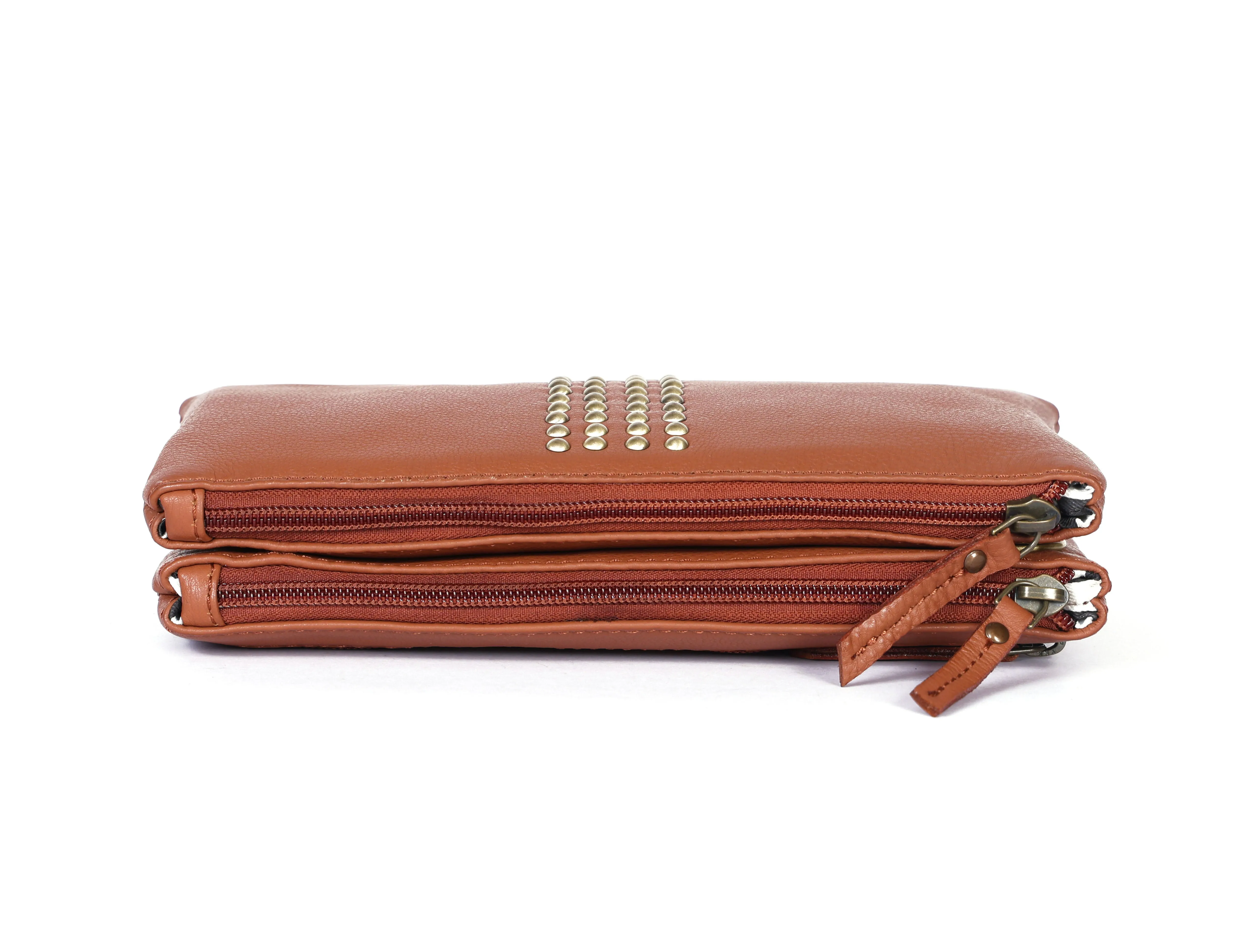 Effortless Elegance: Tan Soft Leather Sling Bag for Stylish Convenience. Art: BG-1584