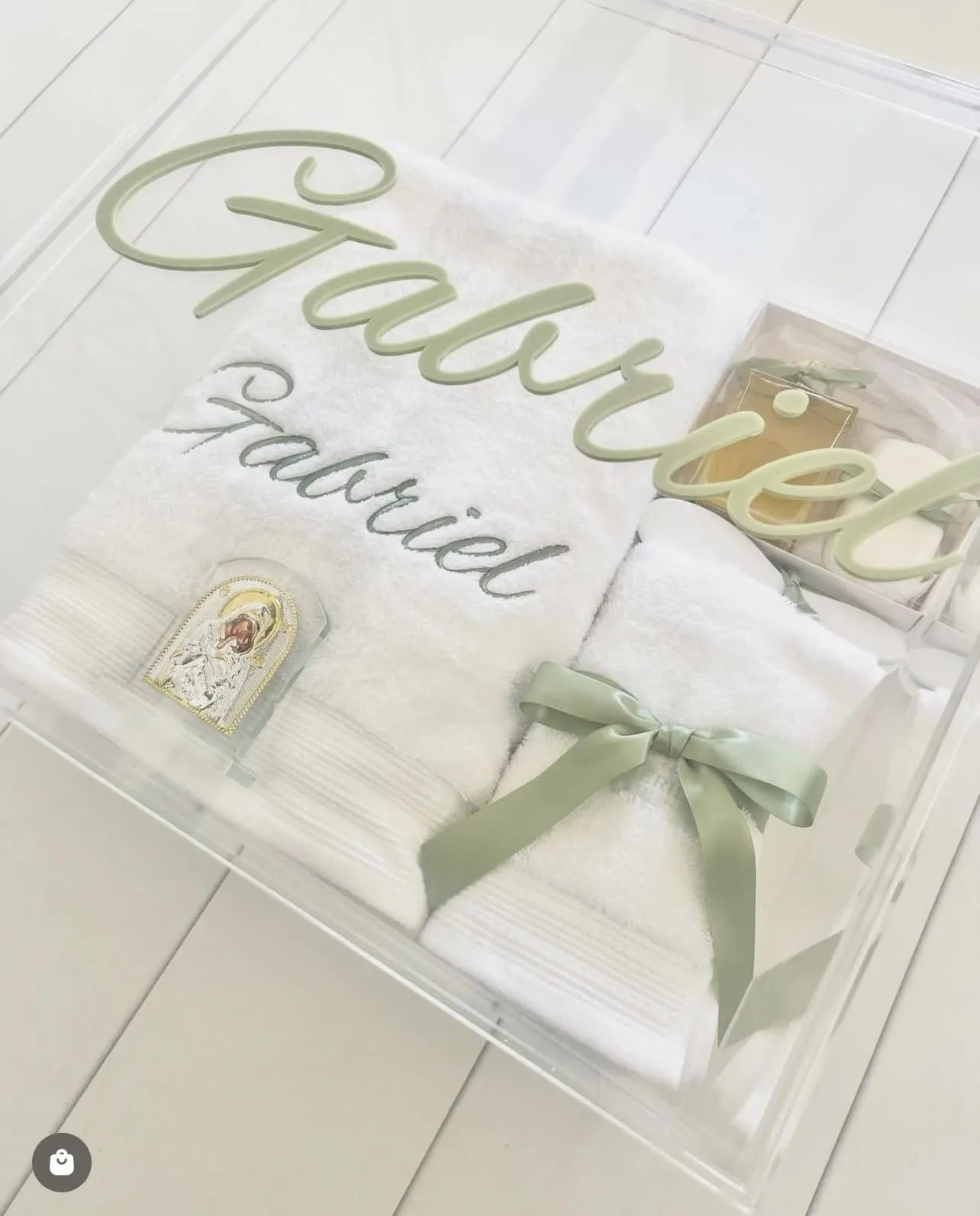 ESSENTIAL PACKAGE WITH EMBROIDERY