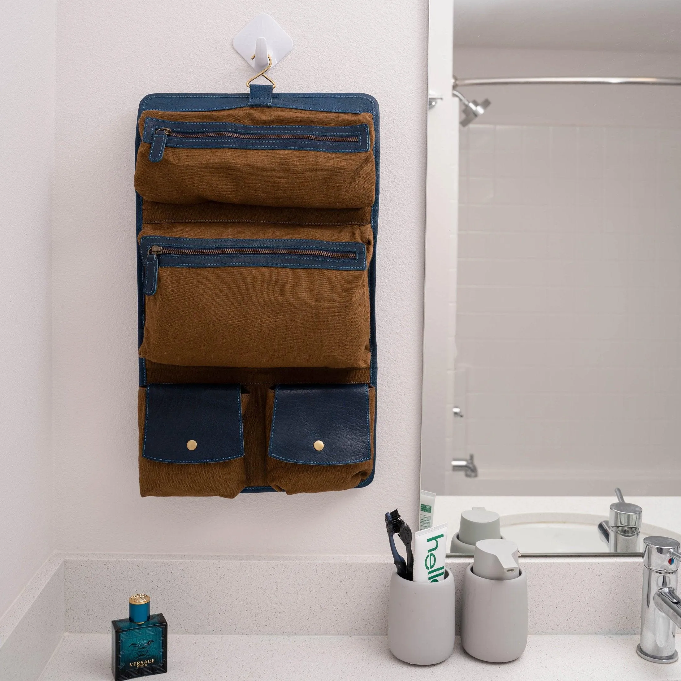 Genuine Buffalo Leather Hanging Toiletry Bag Travel Dopp Kit ( Ink Blue)