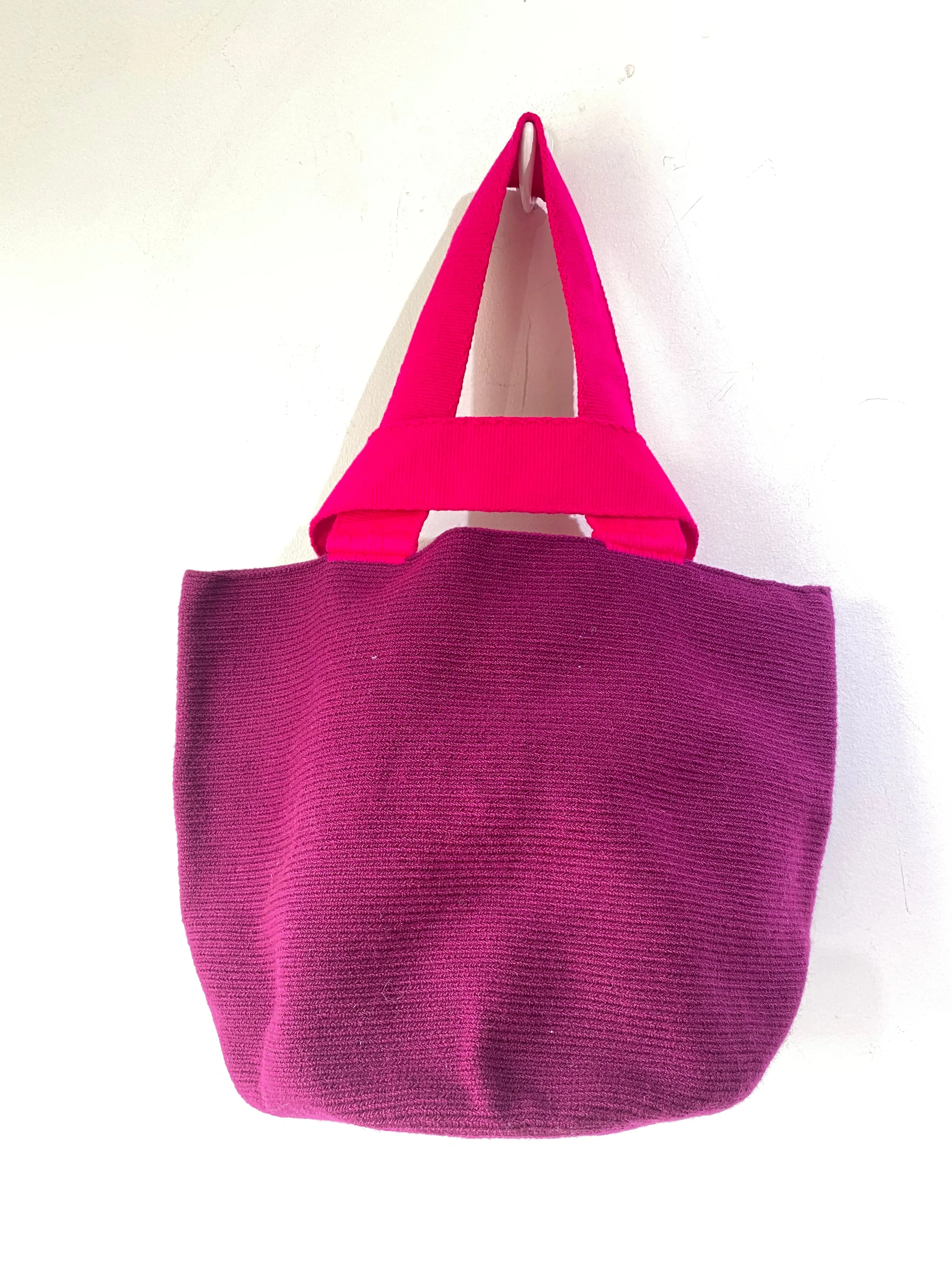 Guanabana Noa Mini Tote in Wine