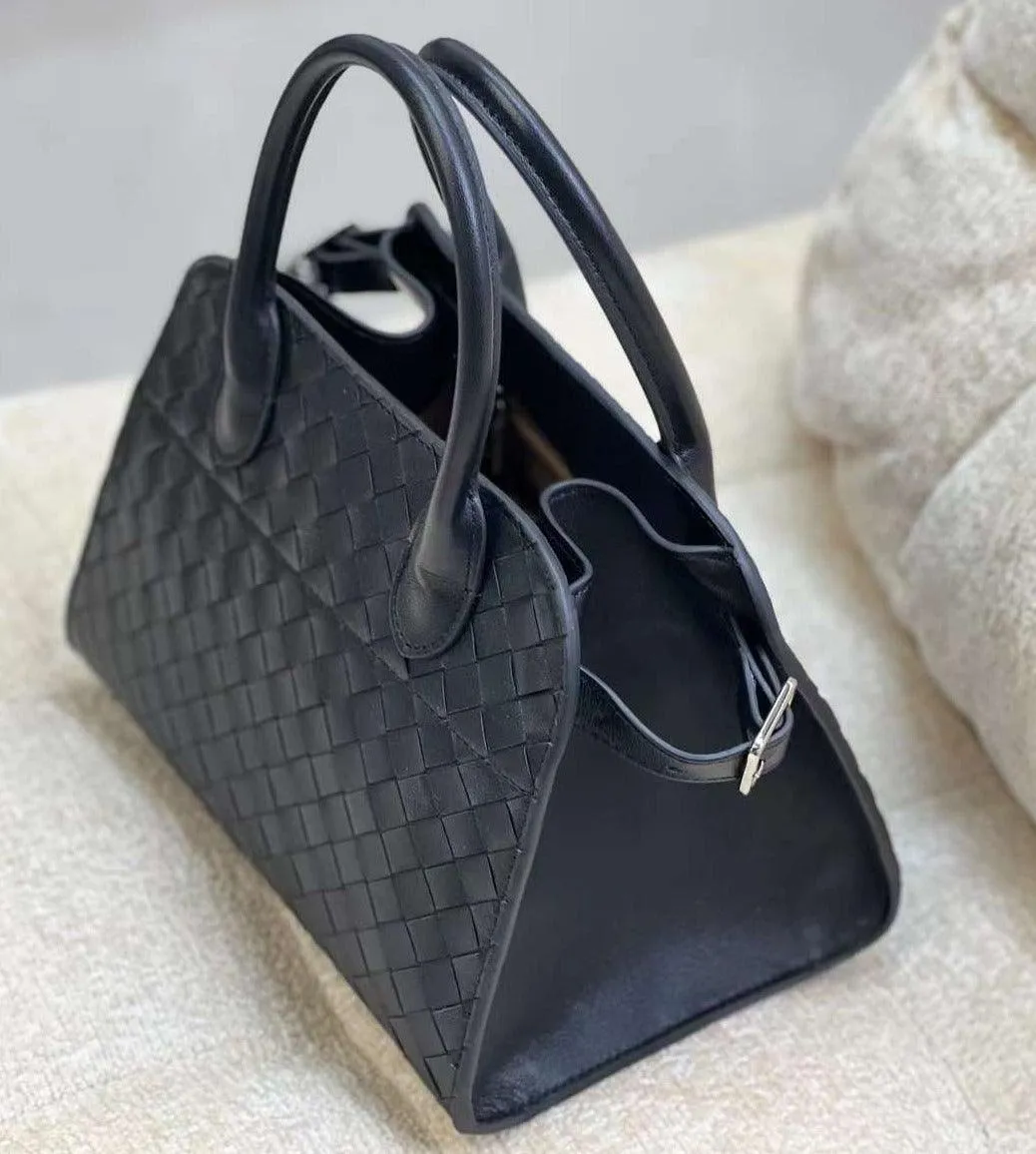 Sheepskin Leather Woven Bag, Women Lambskin Leather Handbag, Luxury Designer Bag, Italian Leather Classic Crossbody Bag, Minimalist Leather Purse