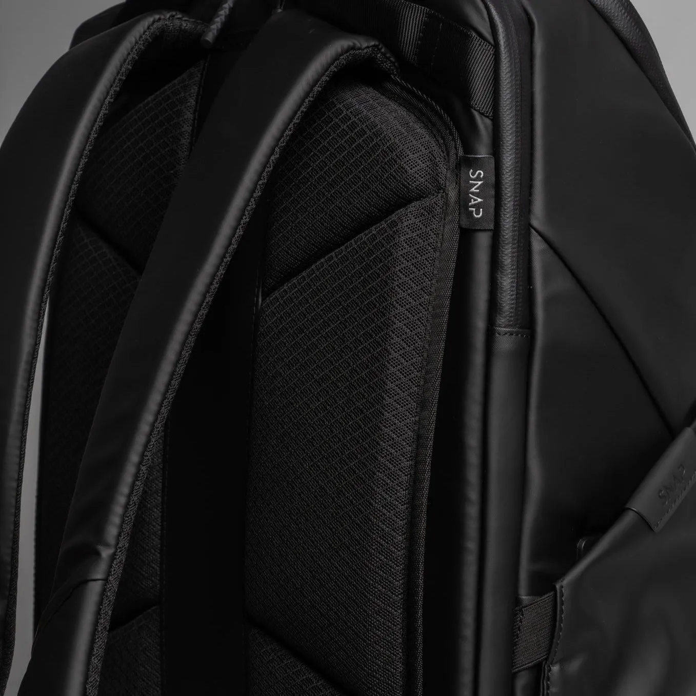 Trvlr Backpack - 22L Travel Backpack